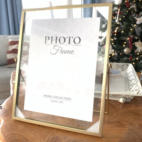 Ramka na zdjęcie prostokątna w kolorze złotym z metalową ramką i szklanym frontem, duża